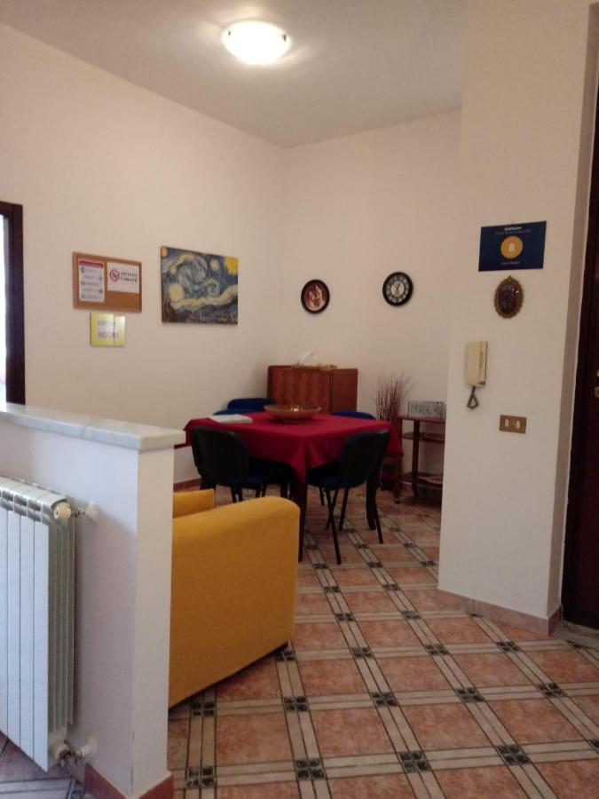 Casa Claudia Hotel Palermo Esterno foto