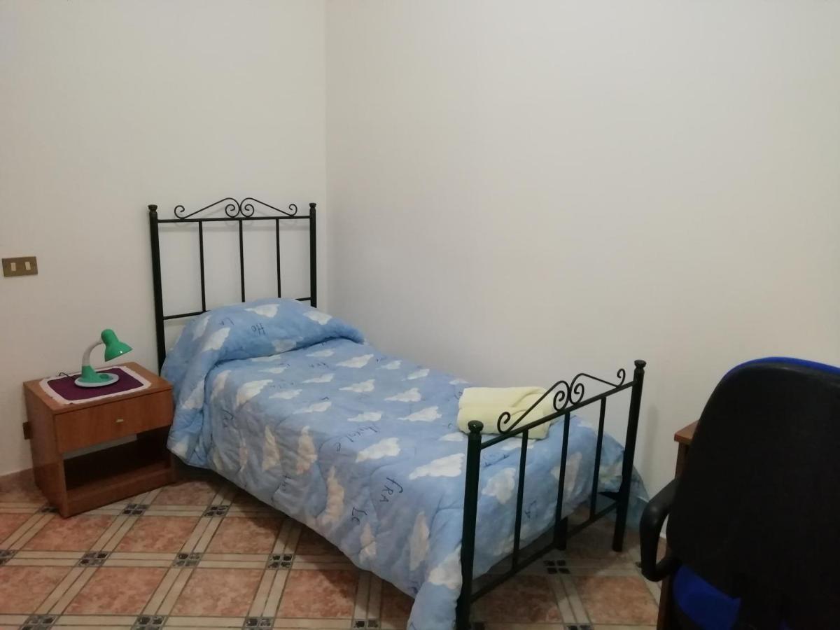 Casa Claudia Hotel Palermo Esterno foto