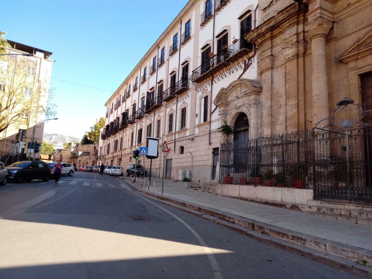 Casa Claudia Hotel Palermo Esterno foto